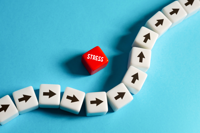 ストレスから避けている矢印たち